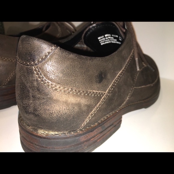 Men’s Clark’s suede wingtip brogues size 11.5 - Picture 7 of 8